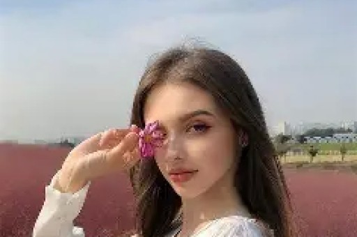今天看男朋友手机了吗😌