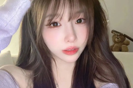 5位外表仙女私下成“老酒鬼”的女明星闫妮的反差让人惊讶