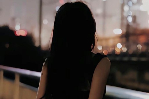 闲鱼道歉！_文物_女士_照片
